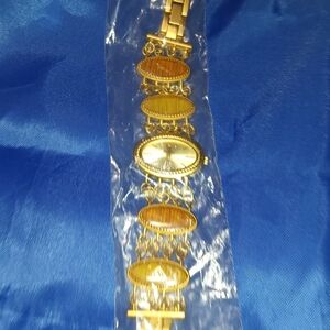 Premier Designs Gold and Black Bracelet Premier Designs Watch